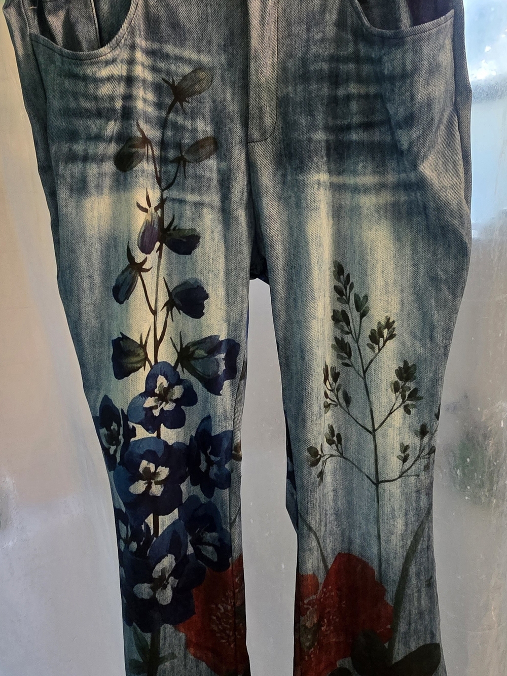 Women's Blue Floral Print Faux Jean